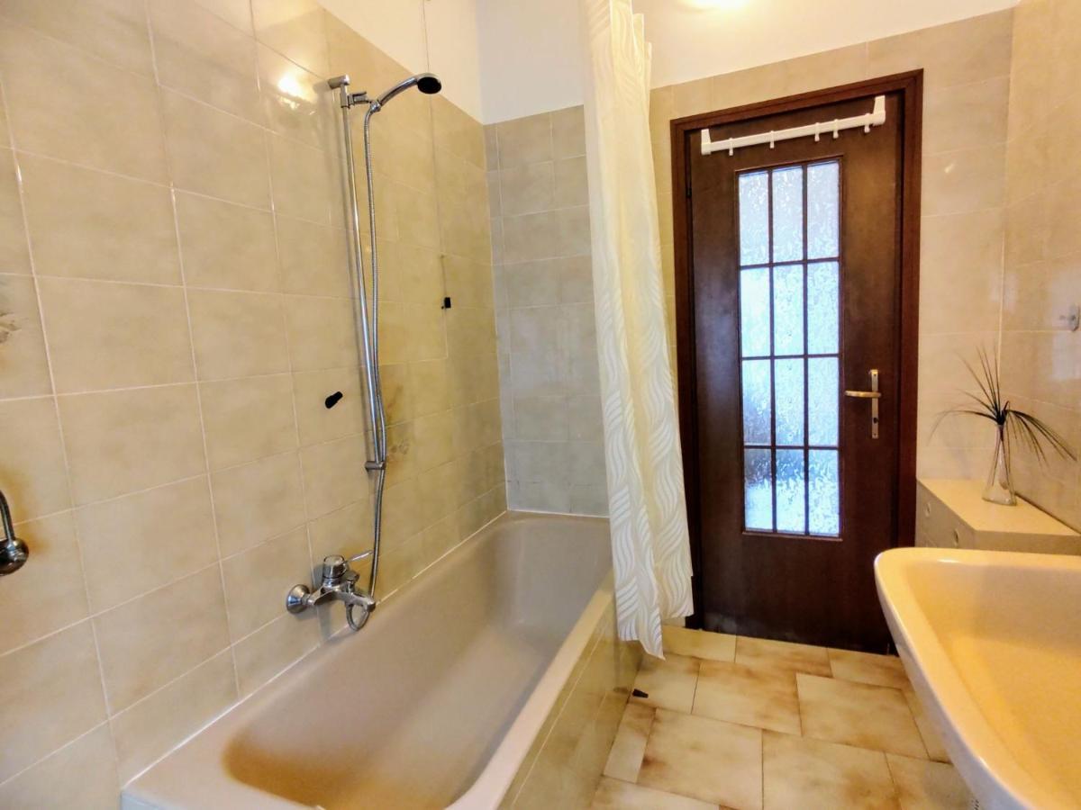 Apartment Nives By Interhome Albonico Εξωτερικό φωτογραφία